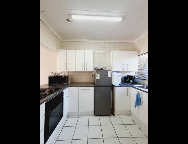 2 BEDROOM APARTMENT FOR SALE IN VORNA VALLEY